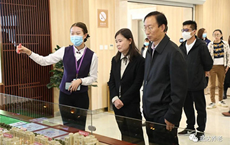 河北省人民政府副秘書長梁義一行蒞臨燕達養(yǎng)老參觀調(diào)研